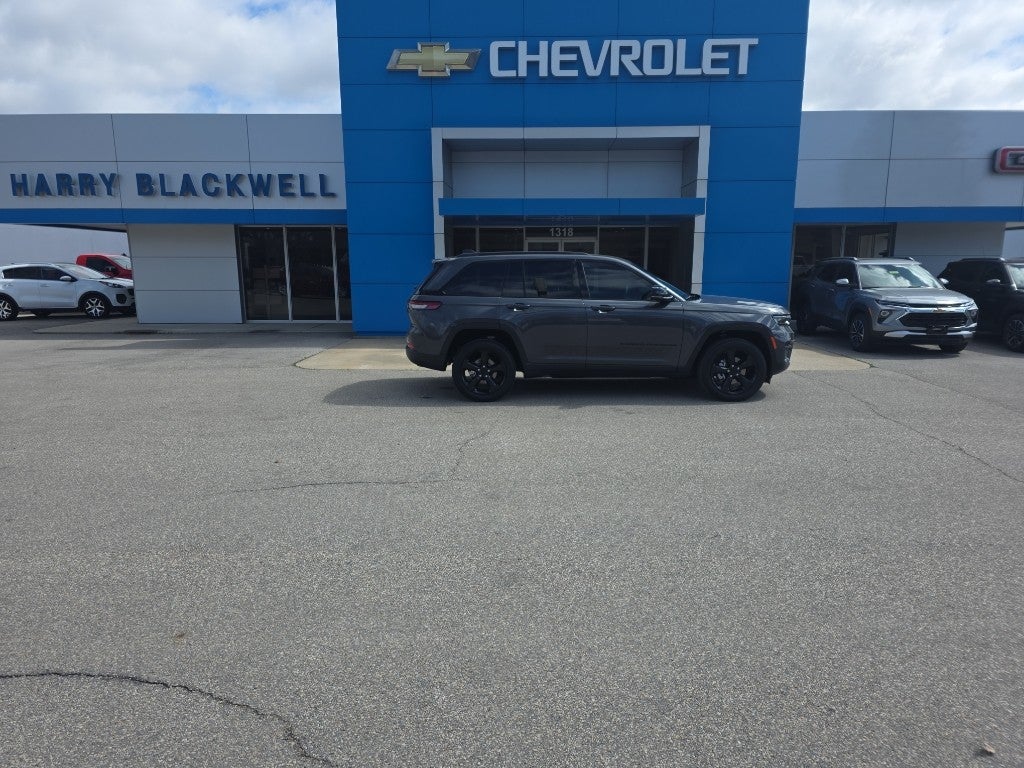 2023 Jeep Grand Cherokee Altitude