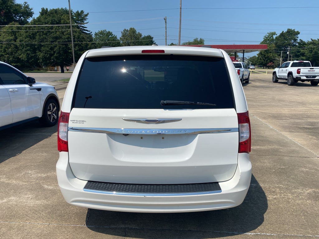 2012 Chrysler Town & Country Touring